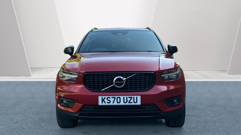 Volvo Xc40 2.0 B4P R DESIGN Pro 5dr AWD Auto Petrol Estate